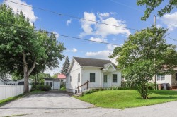 201 47e Rue O. Venise-En-Québec, QC J0J 2K0