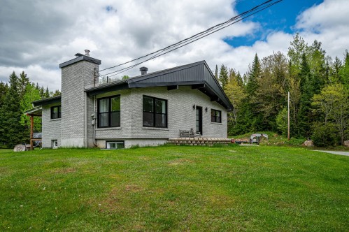 Façade - 641 Ch. David, Lac-Supérieur, QC - Outdoor