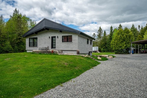 Façade - 641 Ch. David, Lac-Supérieur, QC - Outdoor