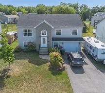 14 Hallihan DR Oromocto, NB E2V 0C5