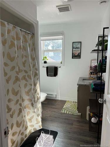 5 Belding St, Lower Newcastle, NB 