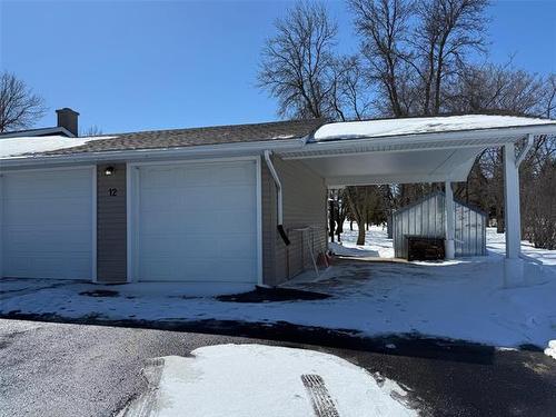 12 Son Cr, Rosser, MB 