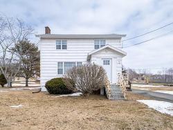 93 Fraser Avenue Sydney Mines, NS B1V 2C6