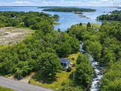 6689 Highway 3 Highway Western Shore, NS B0J 3M0