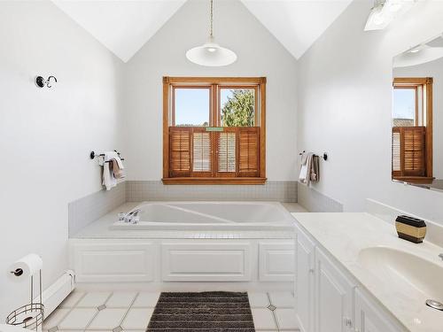 815 Coxheath Road, Coxheath, NS 