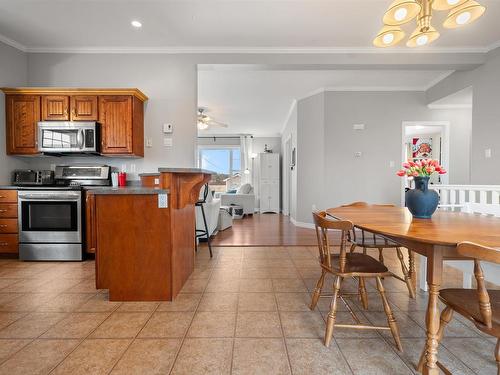 9 Fleming Avenue, Amherst, NS 