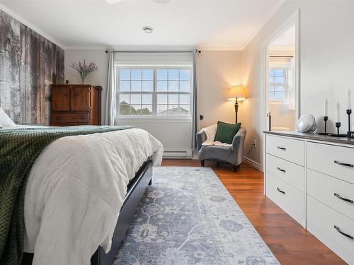 9 Fleming Avenue, Amherst, NS 