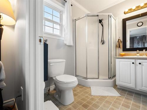 9 Fleming Avenue, Amherst, NS 