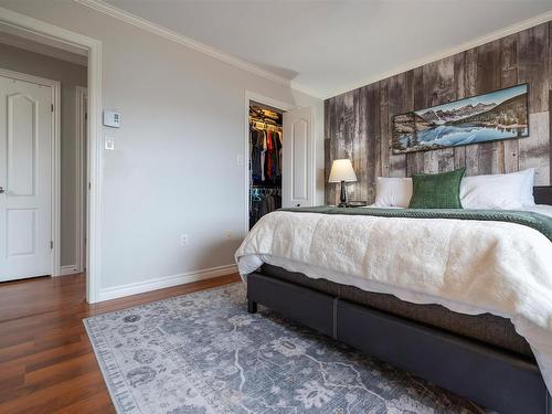 9 Fleming Avenue, Amherst, NS 