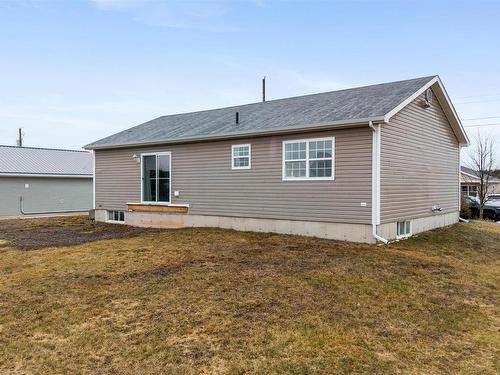 9 Fleming Avenue, Amherst, NS 