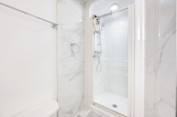 Master Bathroom - 