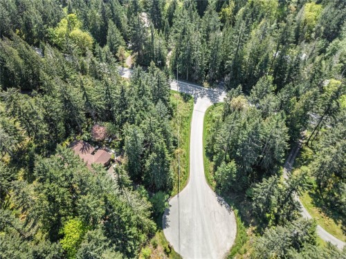 112 Cairns Pl, Salt Spring, BC 