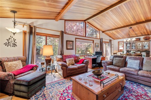 112 Cairns Pl, Salt Spring, BC 