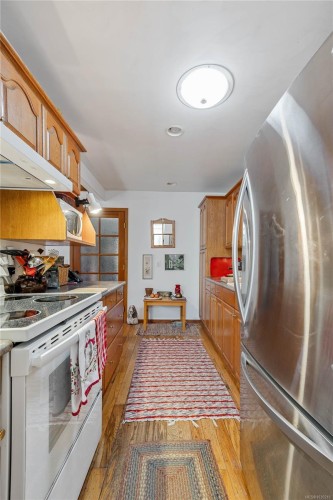 112 Cairns Pl, Salt Spring, BC 