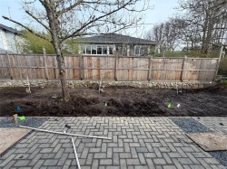 2-1048 Clarke Rd Central Saanich, BC V8M 1C7