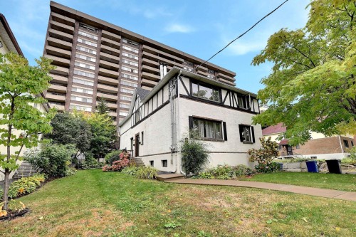 Front of Structure - 181 Rue Dufferin, Hampstead, QC - Outdoor