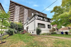 181 Rue Dufferin  Hampstead, QC H3X 2Y2