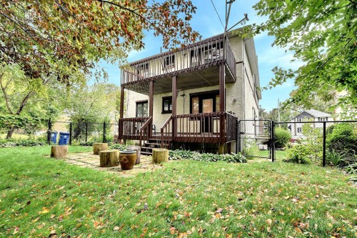 Courtyard - 181 Rue Dufferin, Hampstead, QC - Outdoor With Deck Patio Veranda