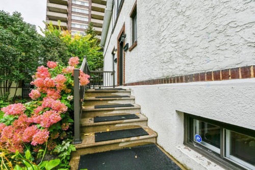 Staircase - 181 Rue Dufferin, Hampstead, QC - Outdoor