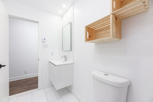 Salle de bains - 5570 Boul. St-Michel, Montréal (Rosemont/La Petite-Patrie), QC - Indoor Photo Showing Bathroom