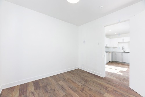 Chambre à coucher - 5570 Boul. St-Michel, Montréal (Rosemont/La Petite-Patrie), QC - Indoor Photo Showing Other Room