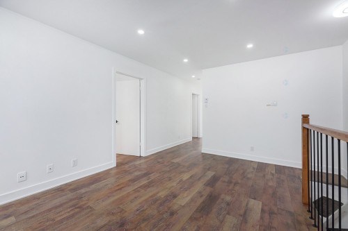 Salon - 5570 Boul. St-Michel, Montréal (Rosemont/La Petite-Patrie), QC - Indoor Photo Showing Other Room