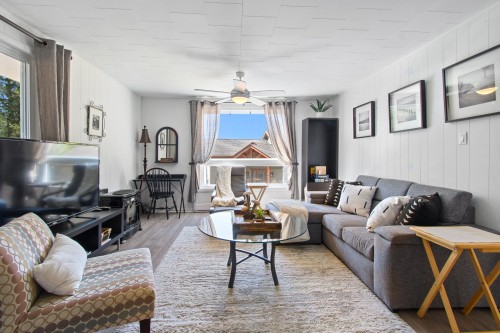 Autre - 29 Ch. Des Pins, Messines, QC - Indoor Photo Showing Living Room