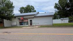 77 Dennis Street W  Gladstone, MB R0J 0T0