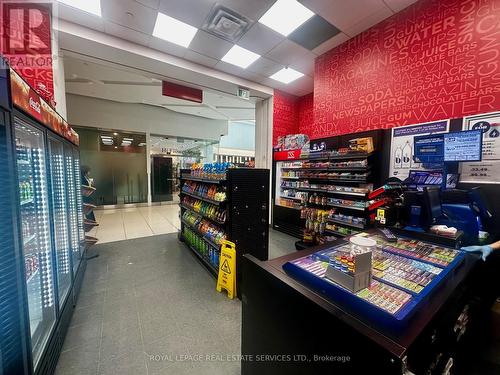 2 St Clair Avenue E, Toronto, ON 