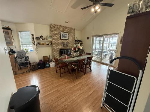 27 Dingwall Parkway, Dryden, ON - Indoor