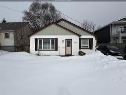 458 Algoma Street N Thunder Bay, ON P7A 5B9