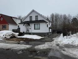 1010 Alberta Street Thunder Bay, ON P7C 3G2