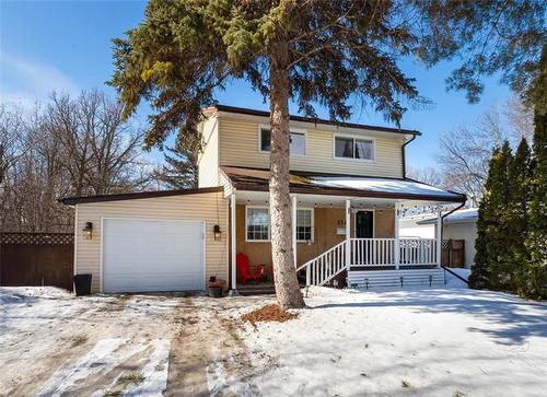 354 McIvor AVE  Winnipeg, MB R2G 0Z9