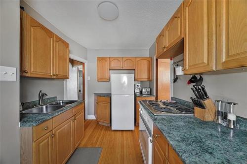 298 Woodlawn St, Winnipeg, MB 