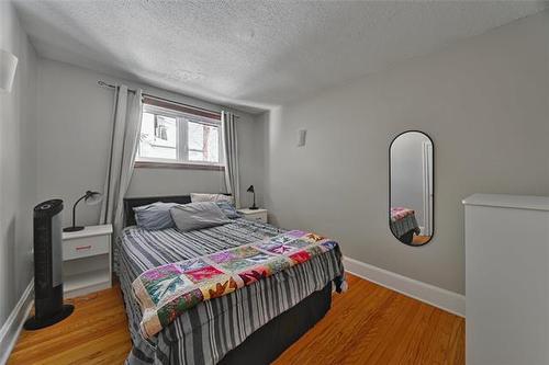 298 Woodlawn St, Winnipeg, MB 