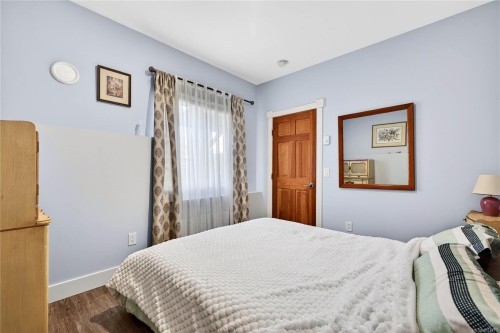 133 Baker Rd, Salt Spring, BC 