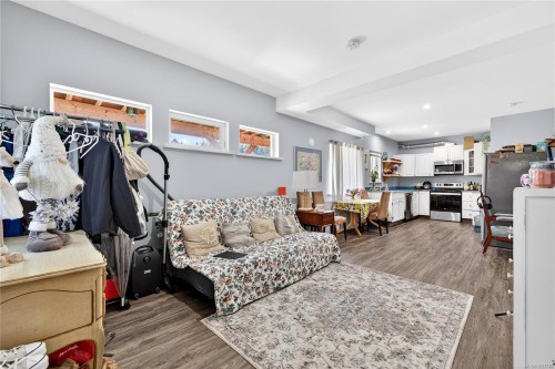 133 Baker Rd, Salt Spring, BC 