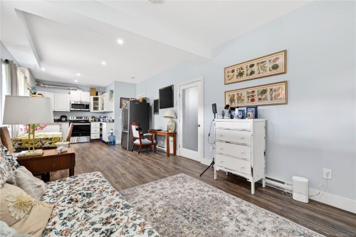 133 Baker Rd, Salt Spring, BC 