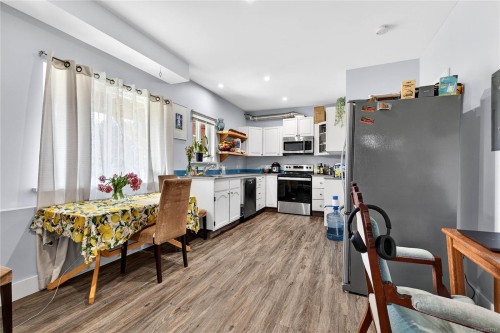 133 Baker Rd, Salt Spring, BC 