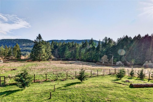 133 Baker Rd, Salt Spring, BC 