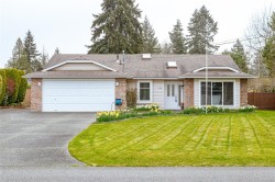 795 Patrick Dr Parksville, BC V9P 1X1