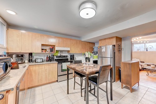 Cuisine - 8 Mtée Des Bouleaux, Saint-Constant, QC - Indoor Photo Showing Kitchen