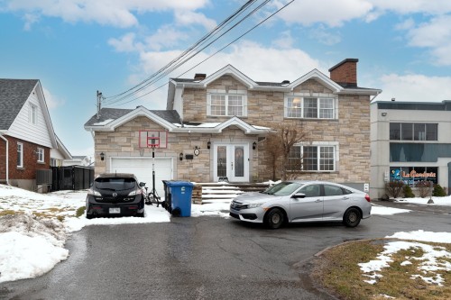 Façade - 8 Mtée Des Bouleaux, Saint-Constant, QC - Outdoor With Facade