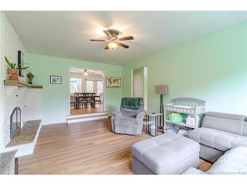 17 Christopher Dr, Burton, NB 