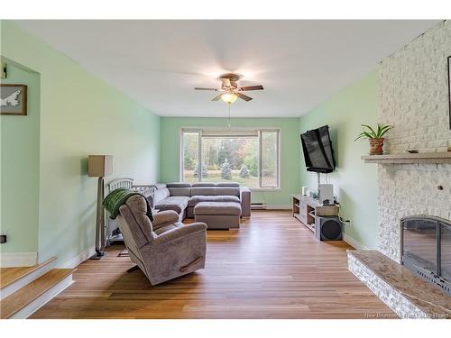 17 Christopher Dr, Burton, NB 