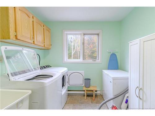 17 Christopher Dr, Burton, NB 