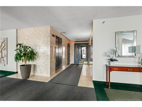 107-191 Queen St, Moncton, NB 