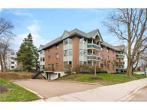 107-191 Queen St, Moncton, NB 