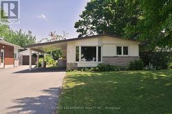 51 ELGAR AVENUE  Hamilton, ON L9C 4E3