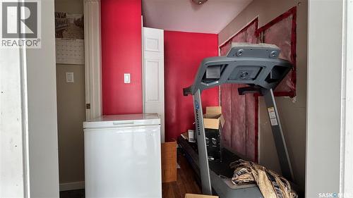 301 Maple Avenue, Melfort, SK - Indoor